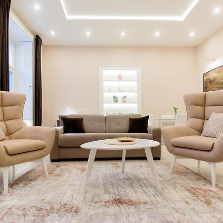 Apartman Mirakul 수보티차 외부 사진