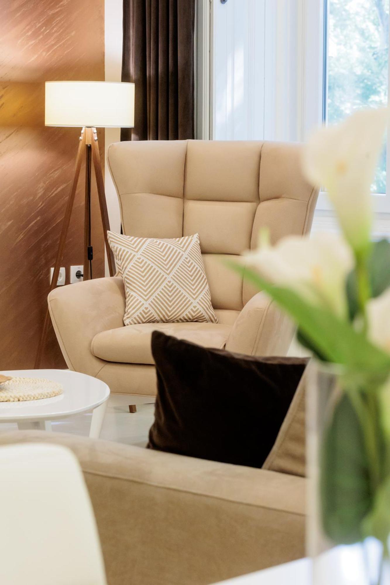 Apartman Mirakul 수보티차 외부 사진