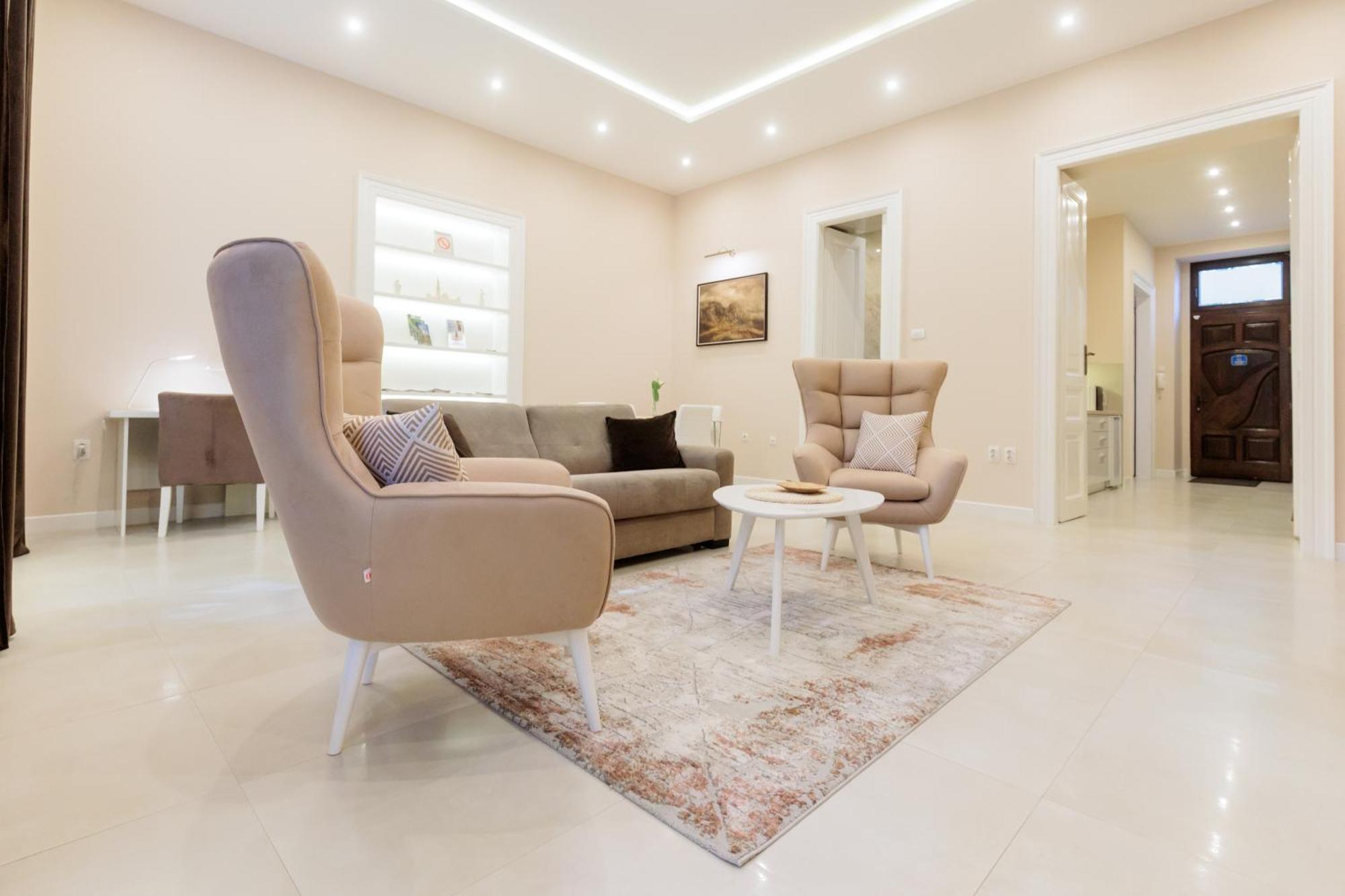 Apartman Mirakul 수보티차 외부 사진